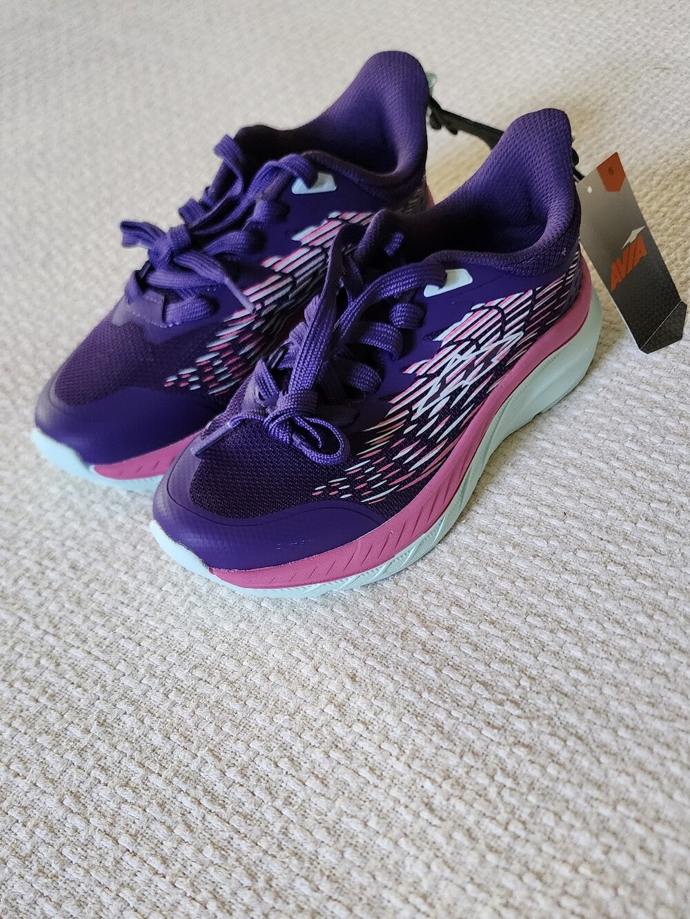 NWT Avia Odor Control Sneakers